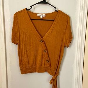 Crop top